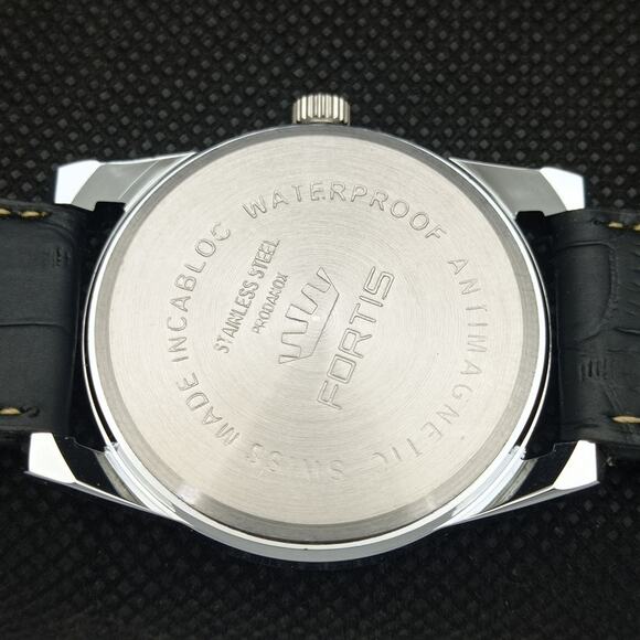 Vintage 1976 Fortis Manual Mens Silver Watch W/Leather Strap & Red accents - Picture 8 of 8